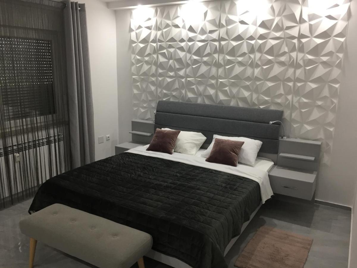 Apartman Sonas 2 With Free Private Parking Карловац Экстерьер фото
